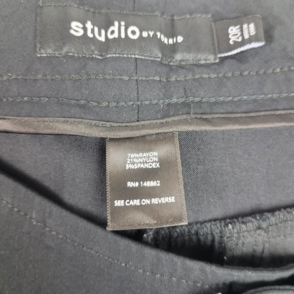 Studio by Torrid Trouser Boot Stretch Work Black Pants Size 20R - Picture 4 of 5
